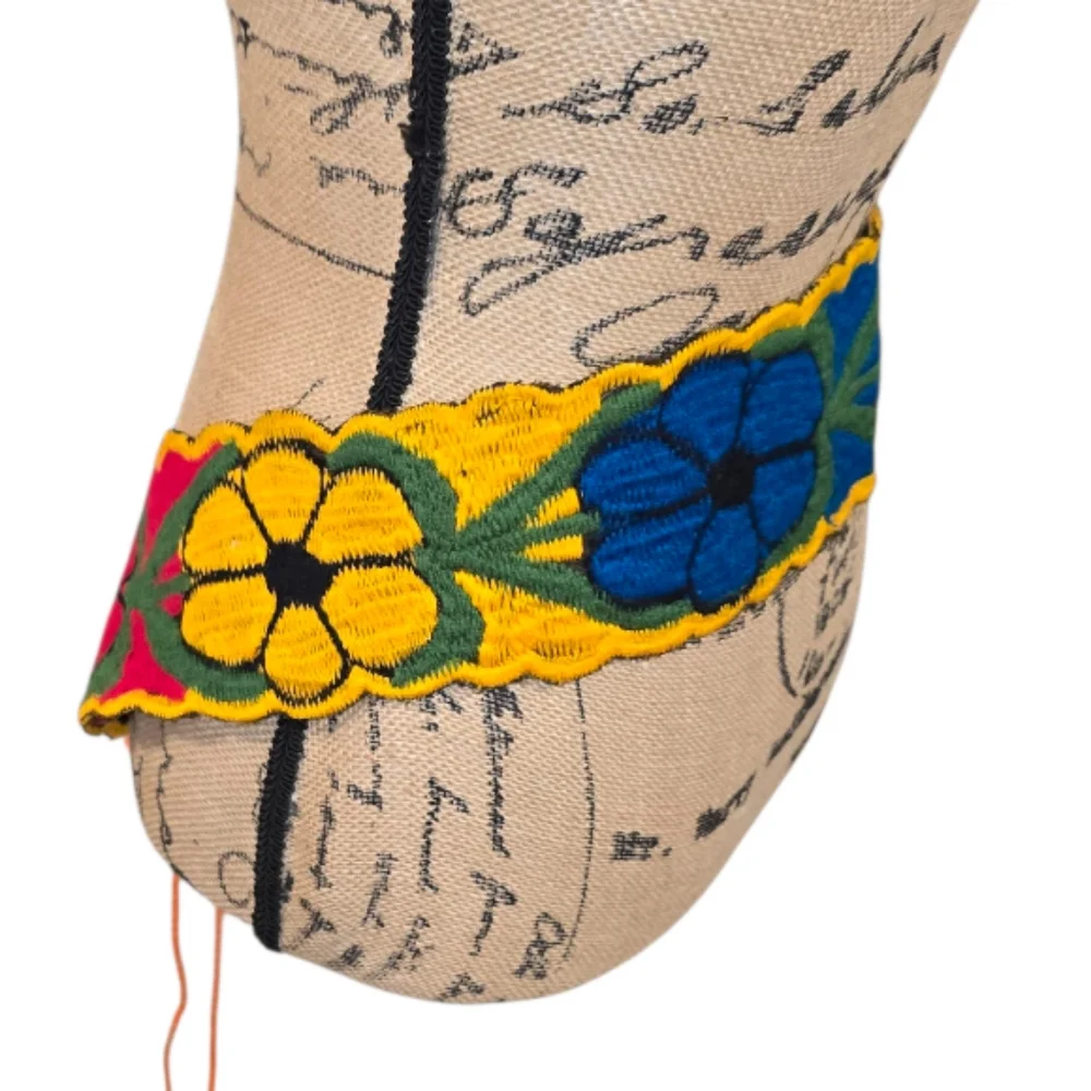Colorful Fiesta Floral Embroidered‎ Belt